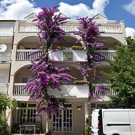 Apartments Cipetic Kaštela 外观 照片