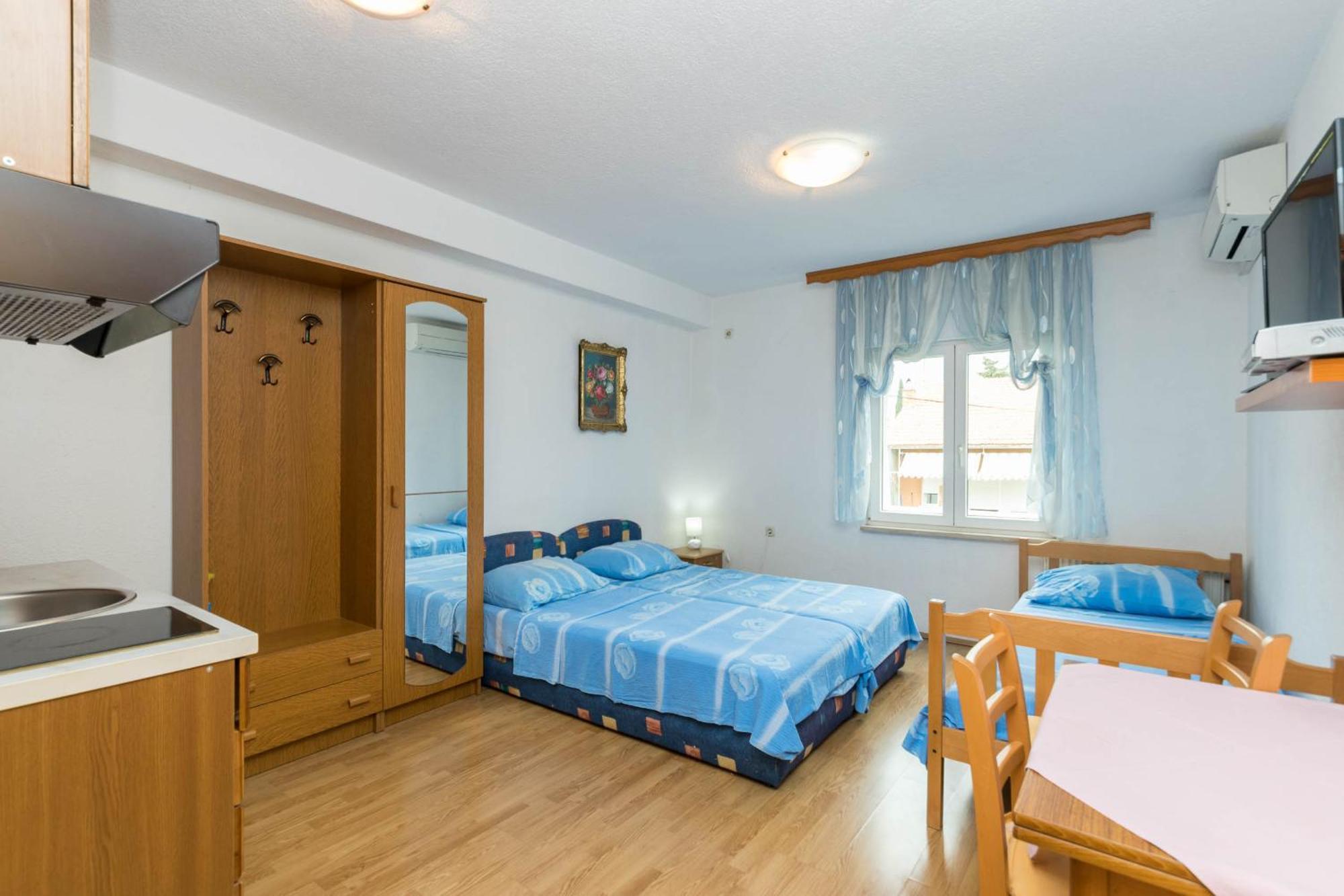 Apartments Cipetic Kaštela 外观 照片