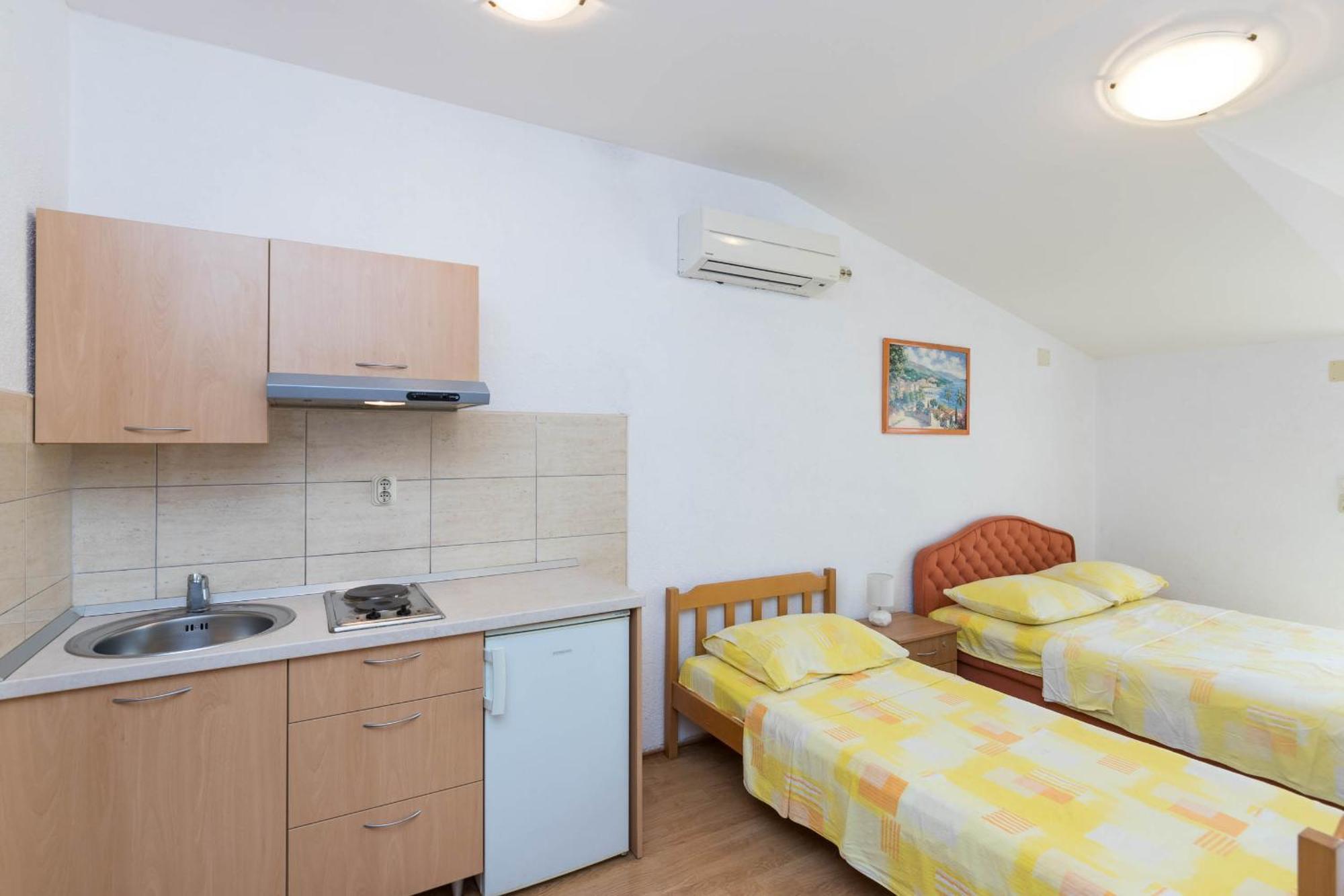 Apartments Cipetic Kaštela 外观 照片
