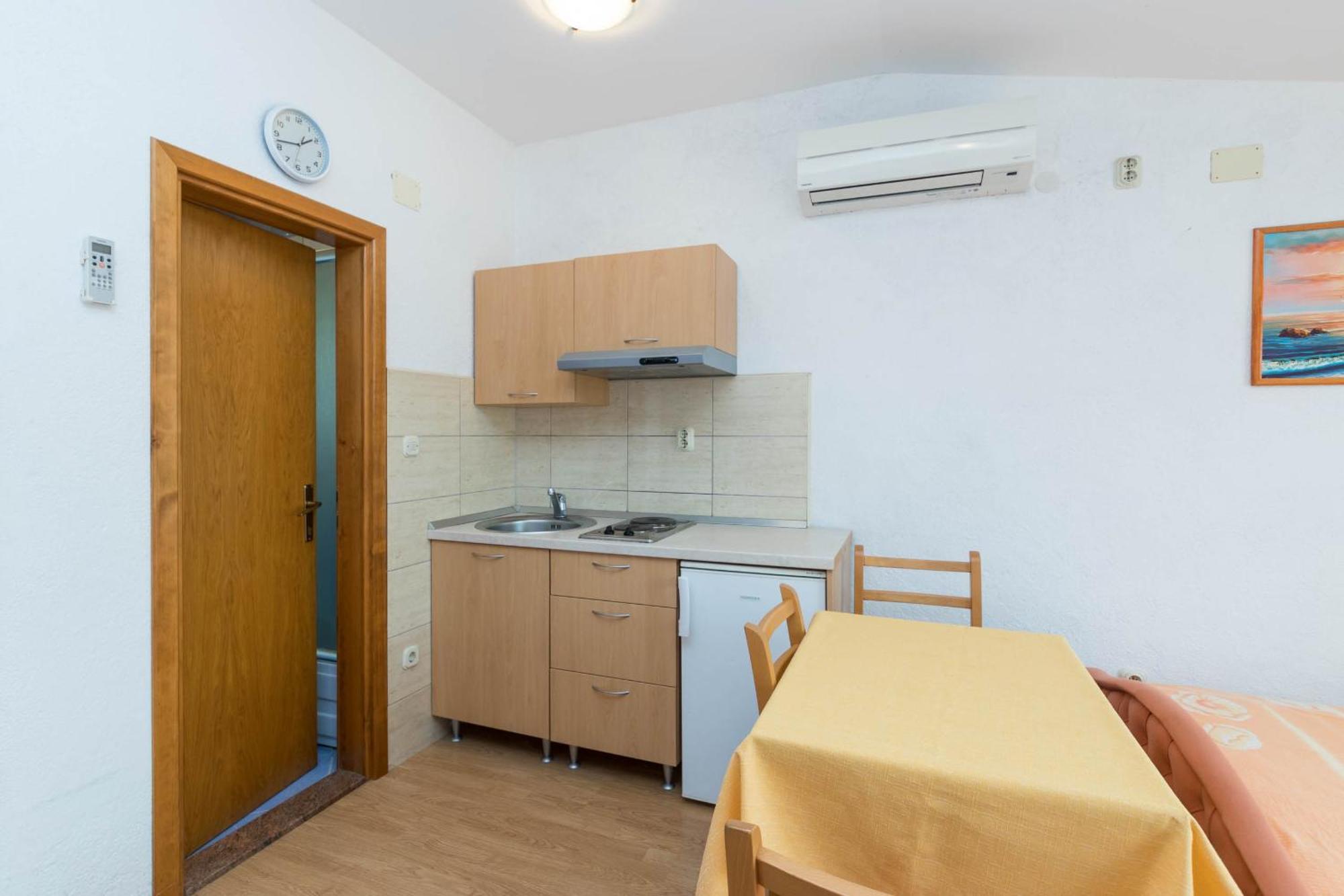 Apartments Cipetic Kaštela 外观 照片