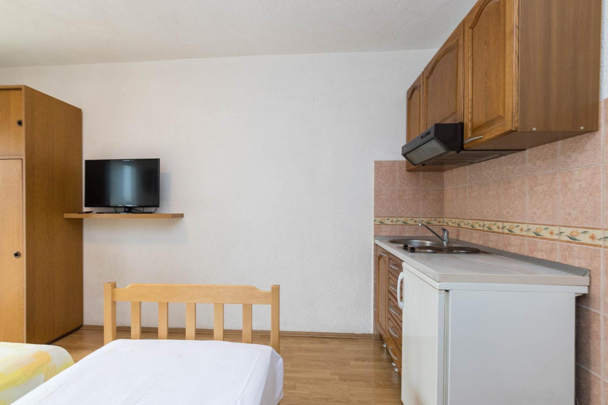 Apartments Cipetic Kaštela 外观 照片