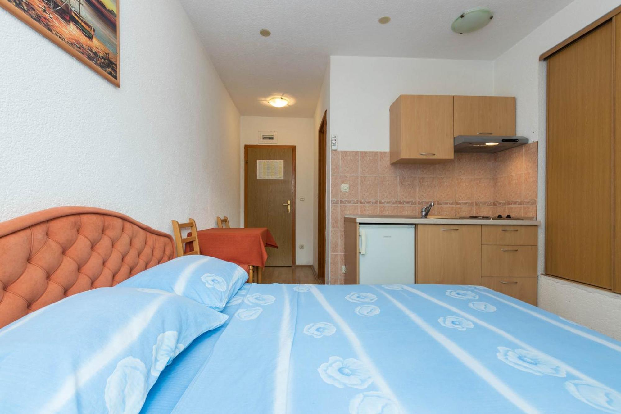 Apartments Cipetic Kaštela 外观 照片